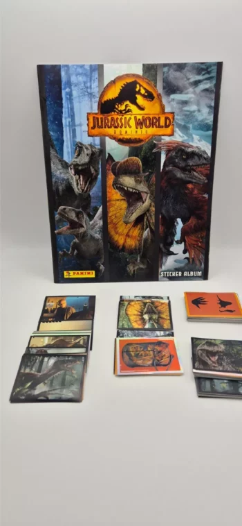 Jurassic World Stiker Album Completo "Dominio"