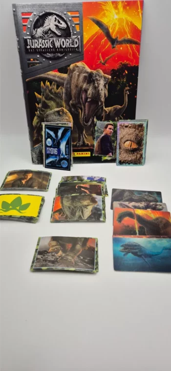 Panini Jurassic World Stikers Completo Il Regno Distrutto