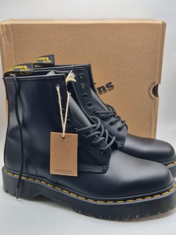 Dr. Martens 1460 Bex Smooth – Stivaletti Uomo in Pelle – Nero – Taglia 44 EU